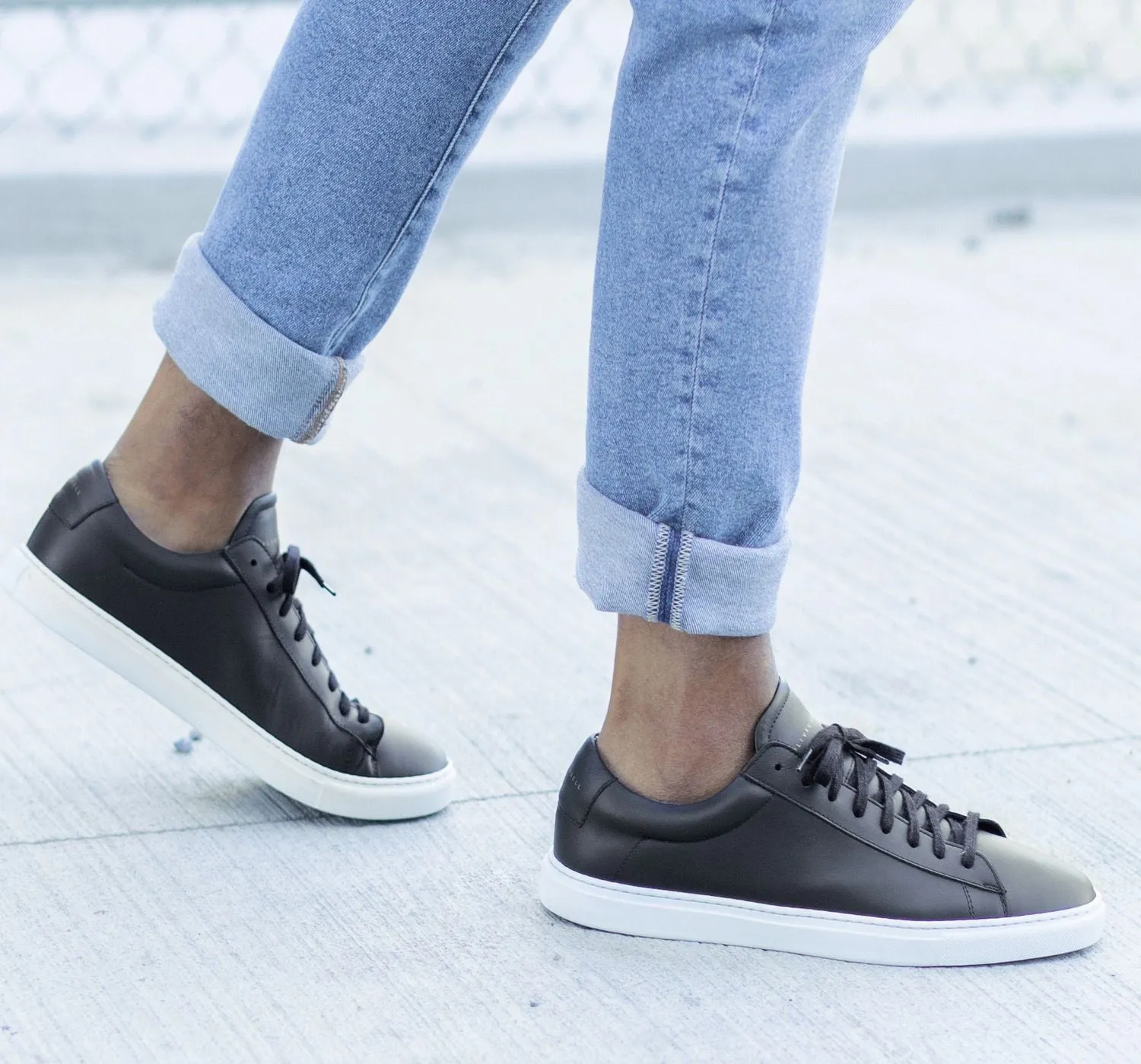 Low 1 | Black
