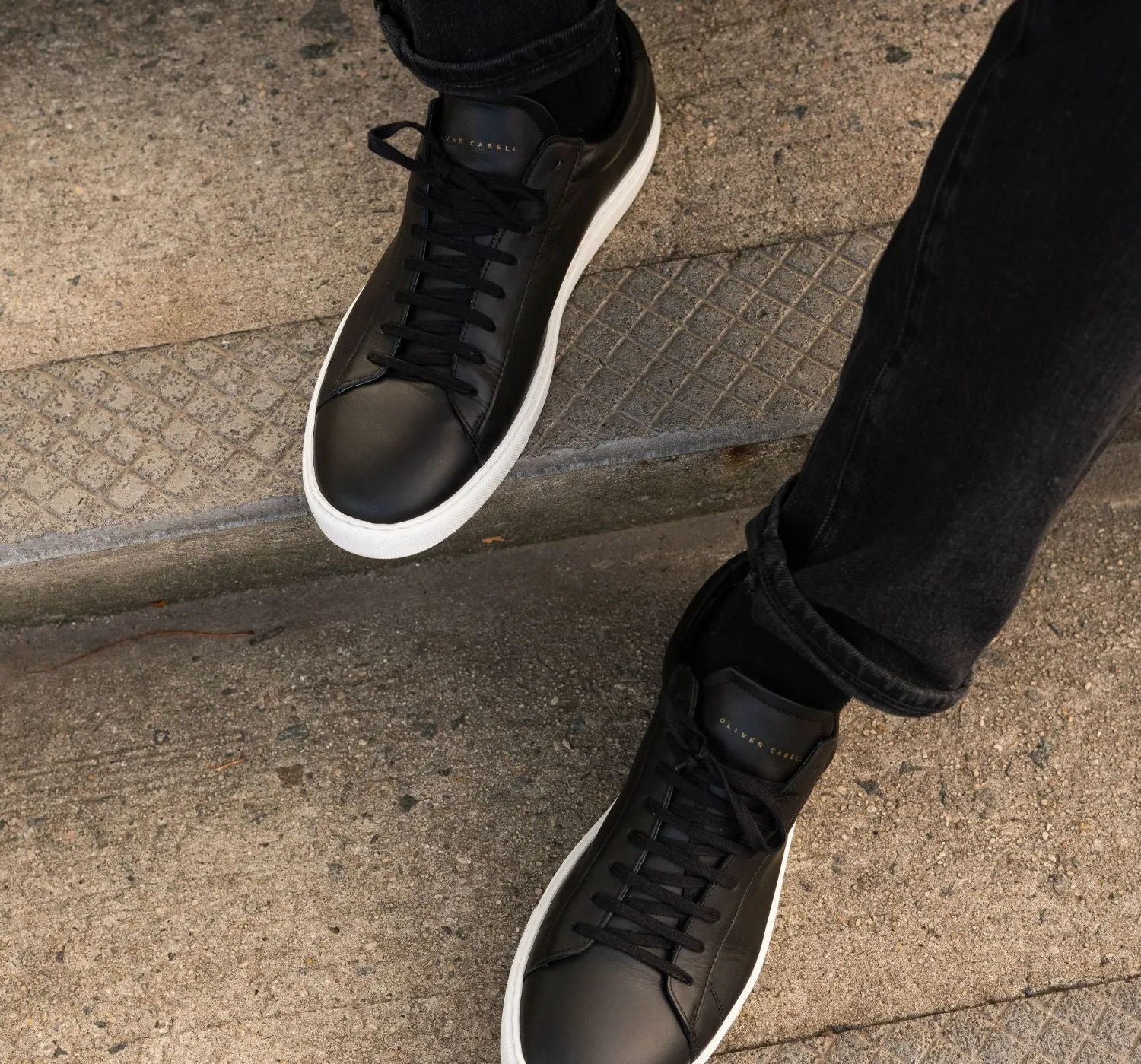 Low 1 | Black
