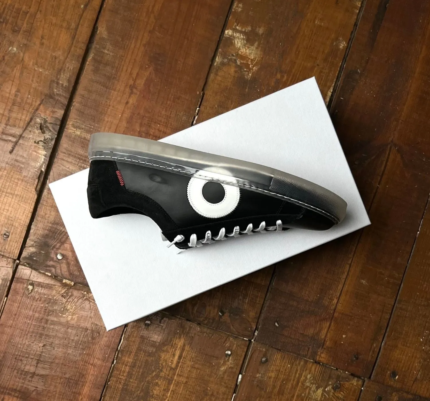 Low 1 | Reverse Yin Yang