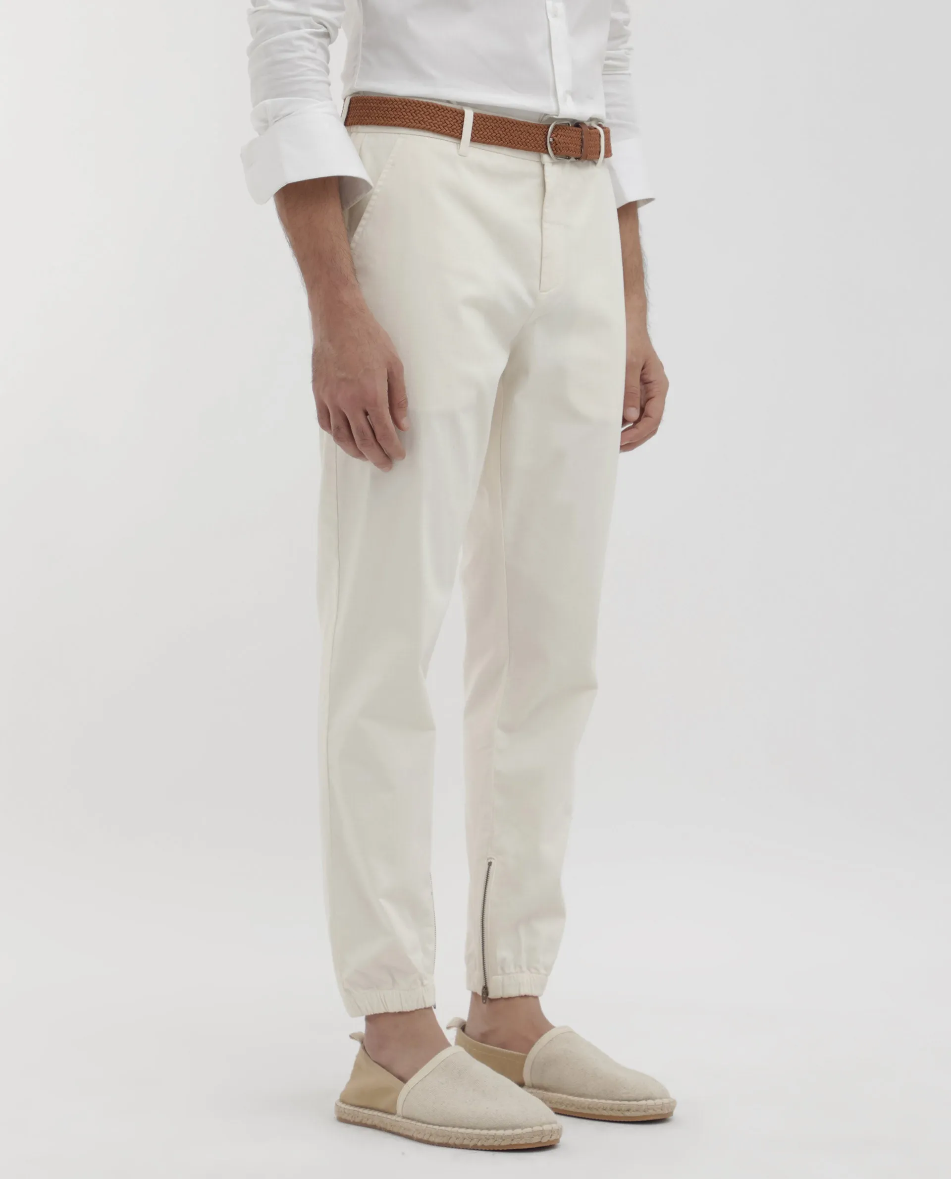 Rare Rabbit Mens Zade White Cotton Fabric Hem With Zipper Regular Fit Solid Trouser