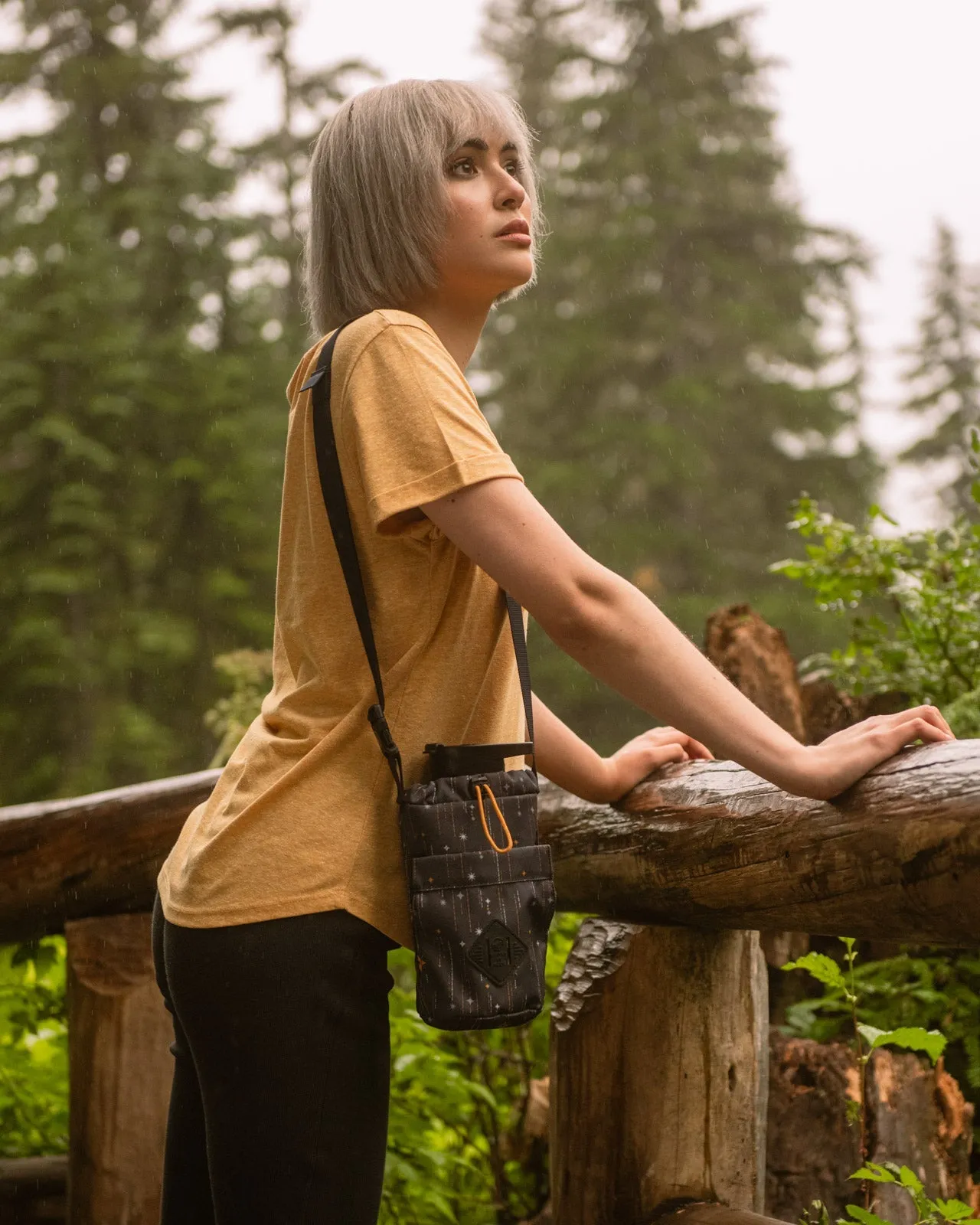 (R)evolution Water Bottle Sling